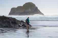 Redmond: Ocean, Walking, MAN